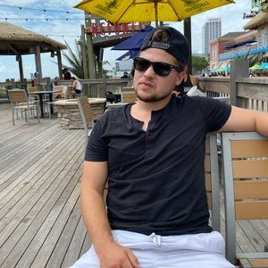 Meet your Posher, Ryan